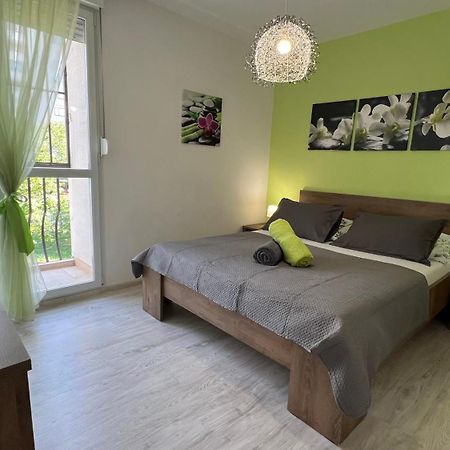 Lilikoi Apartment Мостар Екстериор снимка