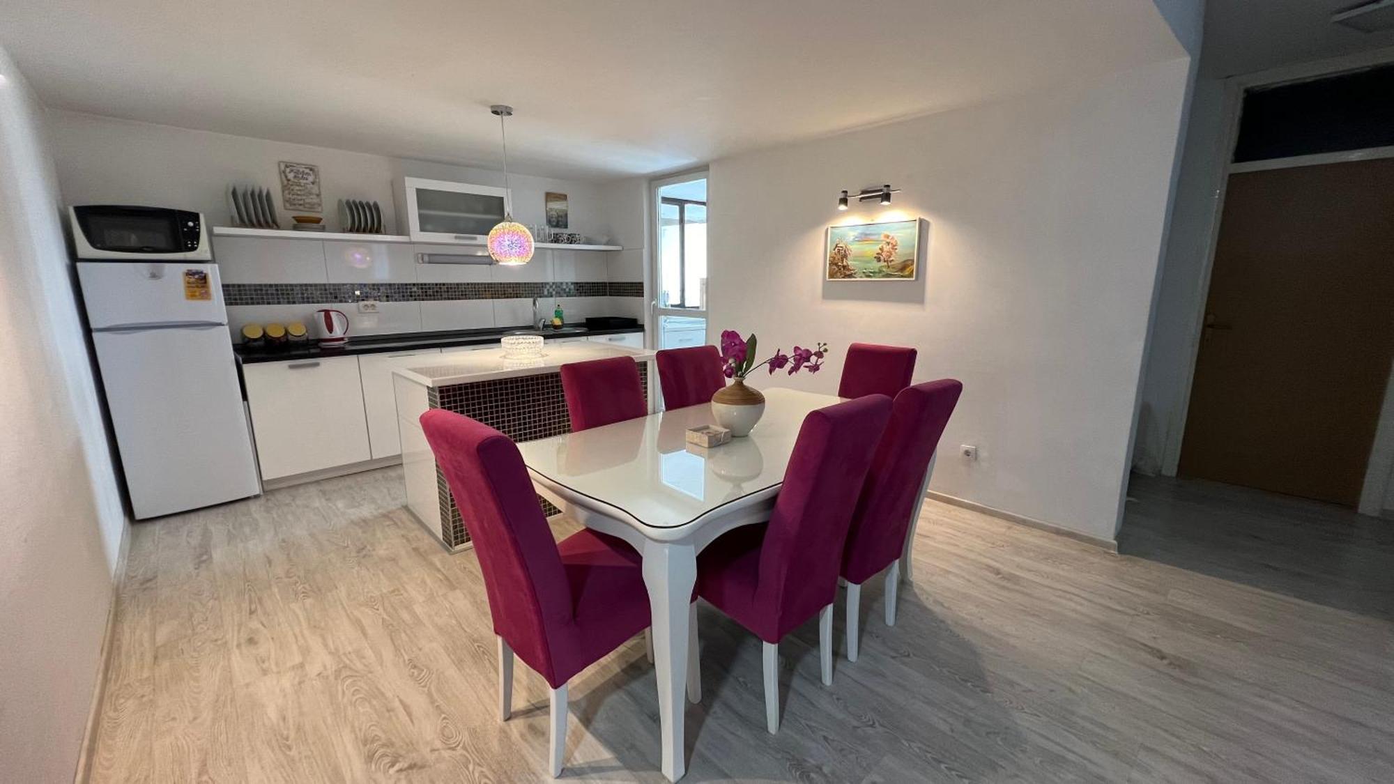 Lilikoi Apartment Мостар Екстериор снимка