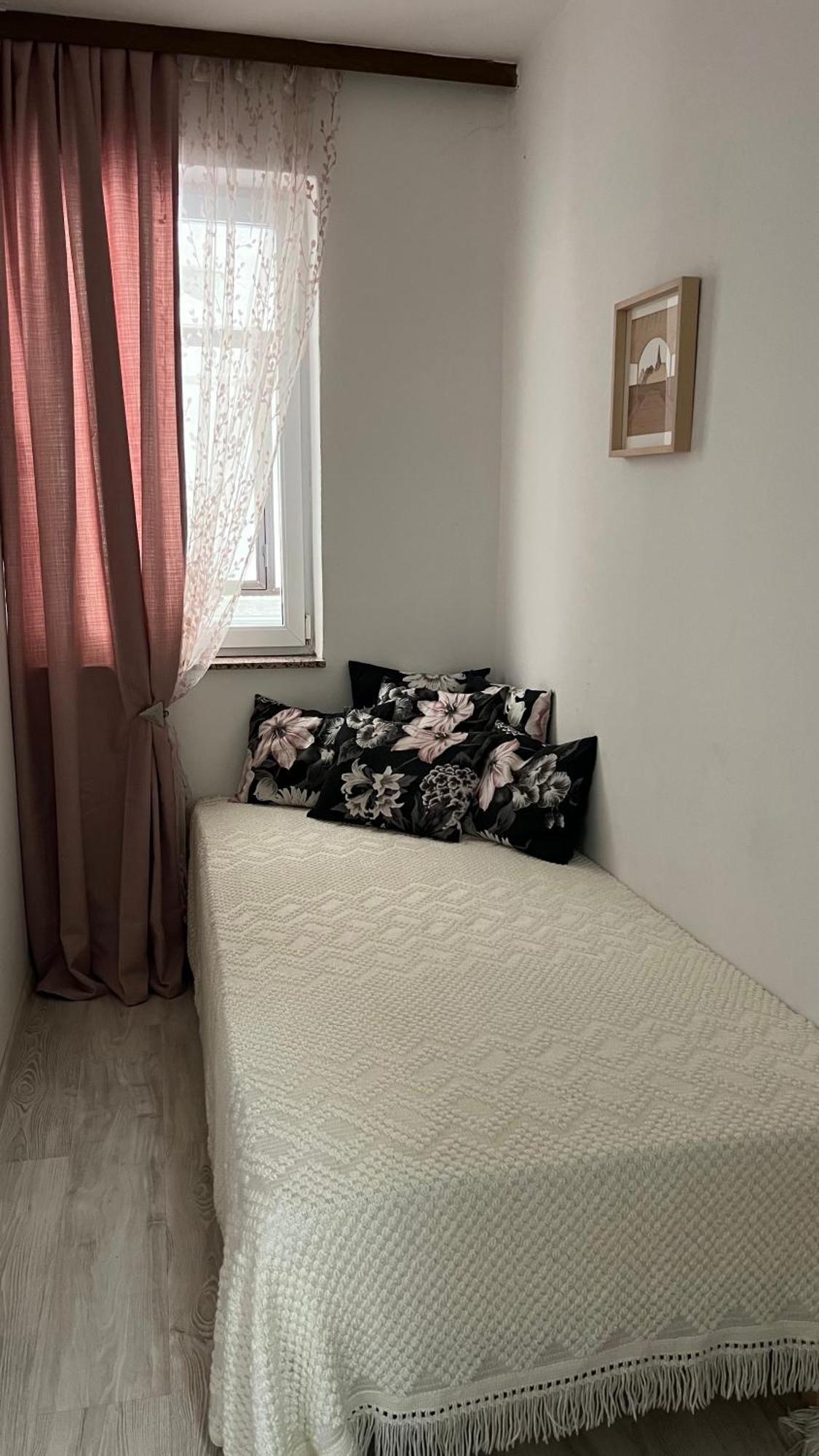 Lilikoi Apartment Мостар Екстериор снимка